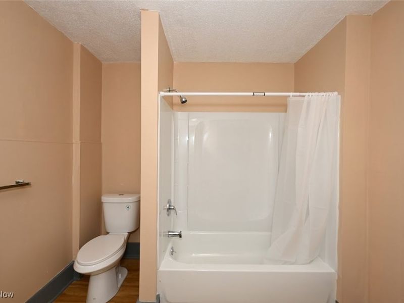 667 Elma Street, Akron, OH 44310 Photo 44