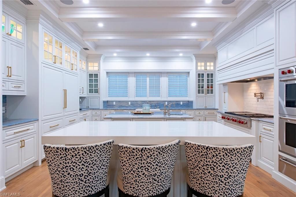 140 3rd Ave S, Naples, FL 34102 Photo