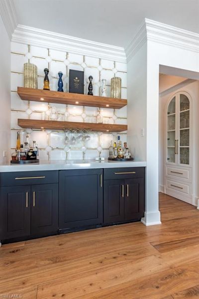 140 3rd Ave S, Naples, FL 34102 Photo