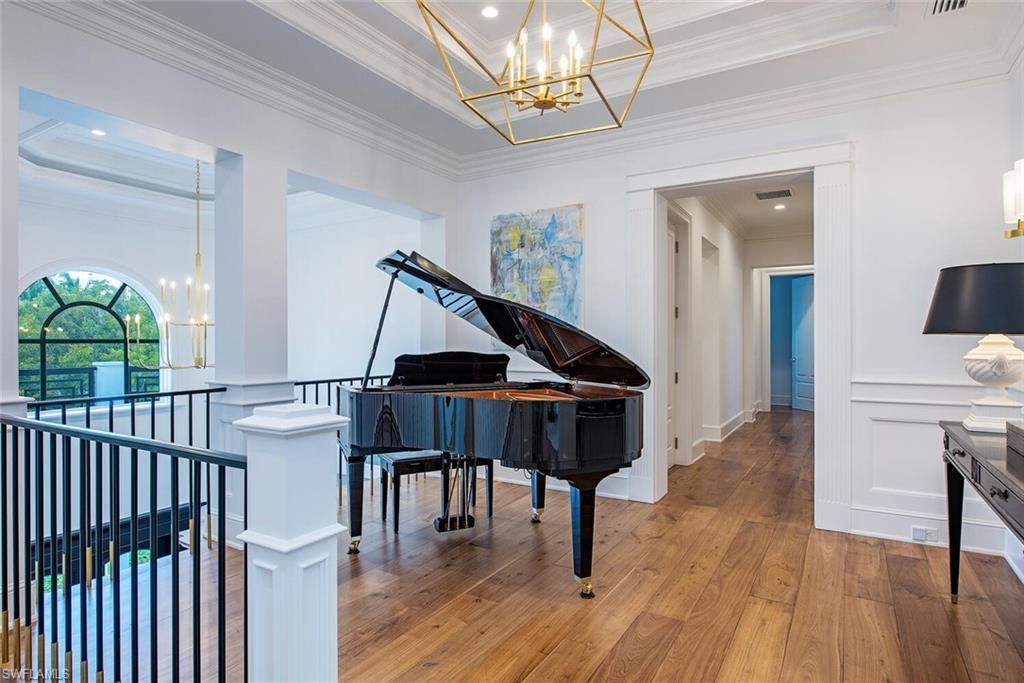 140 3rd Ave S, Naples, FL 34102 Photo