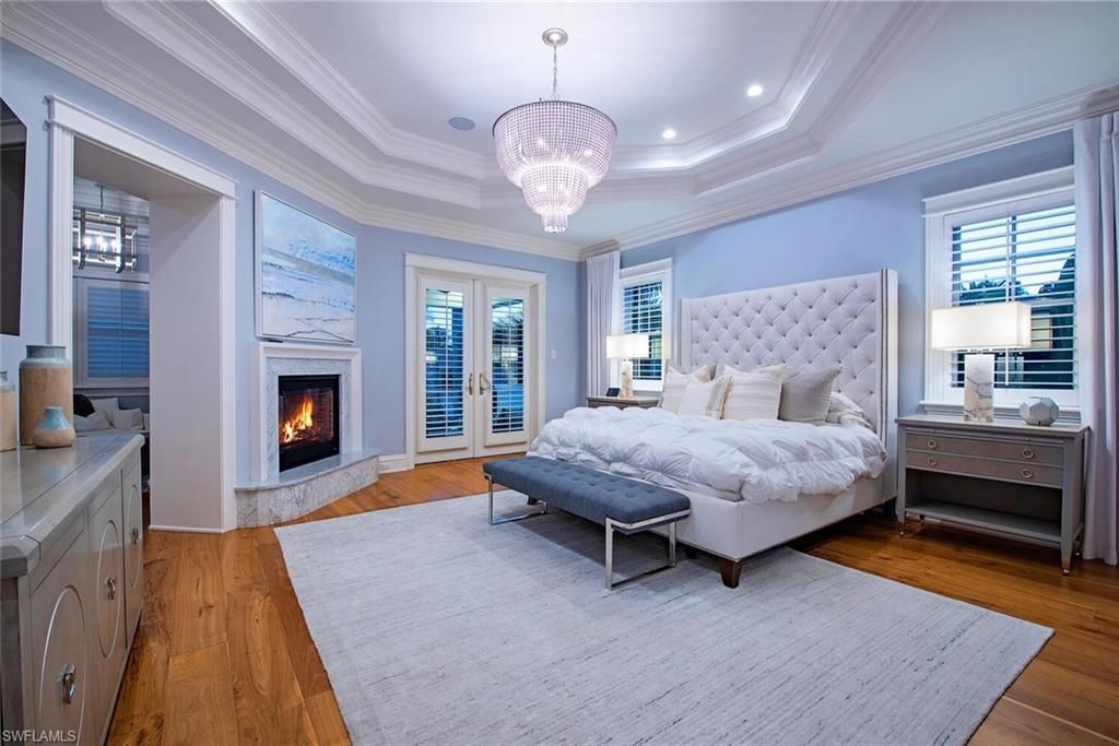 140 3rd Ave S, Naples, FL 34102 Photo