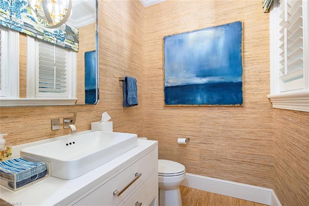 140 3rd Ave S, Naples, FL 34102 Photo