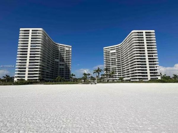 320 Seaview Ct, Unit 312, Marco Island, FL 34145