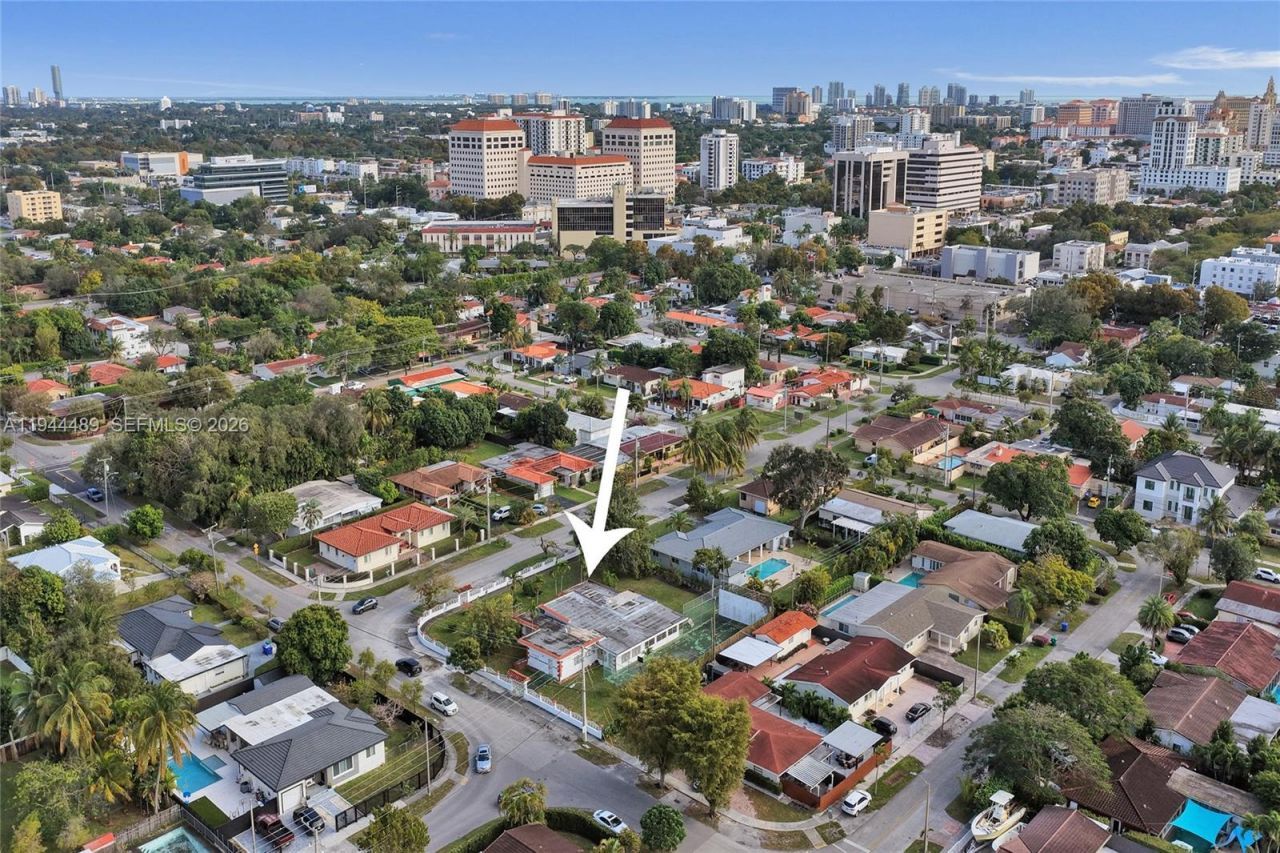 500 SW 39th Ct, Miami, FL 33134 Photo