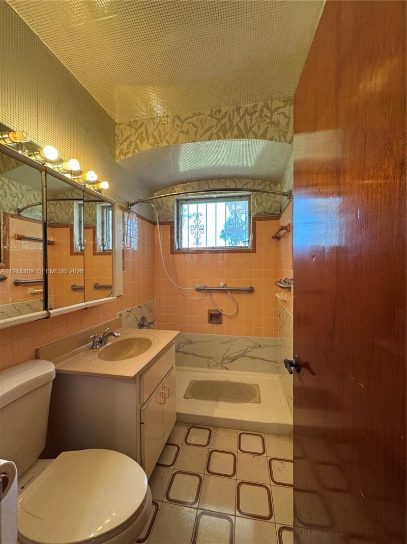 500 SW 39th Ct, Miami, FL 33134 Photo