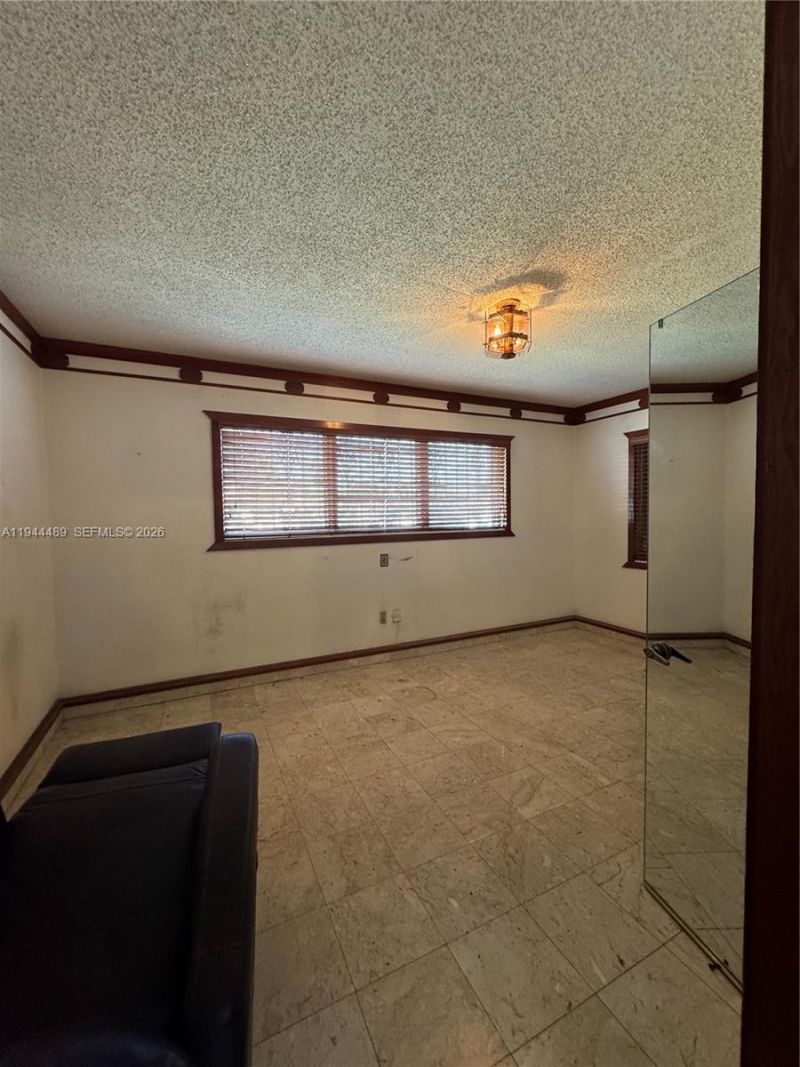 500 SW 39th Ct, Miami, FL 33134 Photo