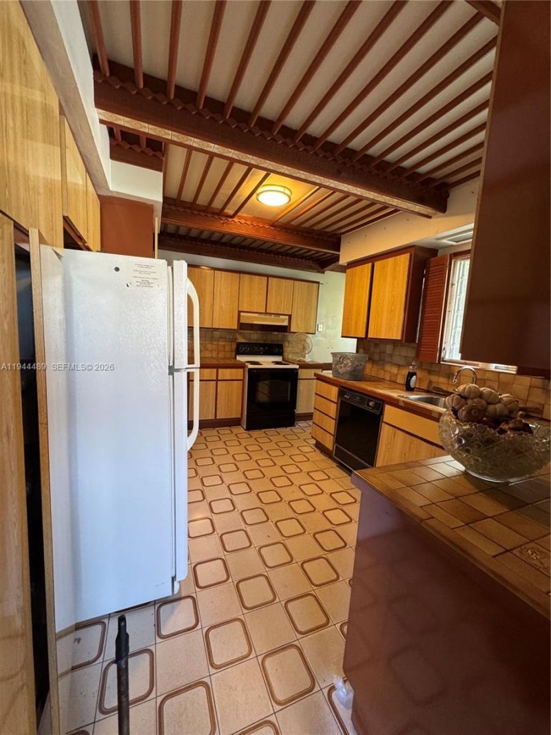 500 SW 39th Ct, Miami, FL 33134 Photo