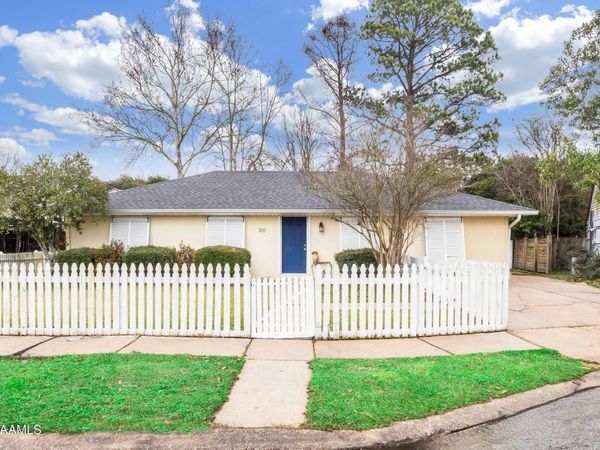 100 Dijon Drive, Lafayette, LA 70506