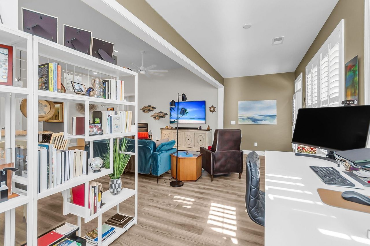 3013 Aura Lane Photo 13