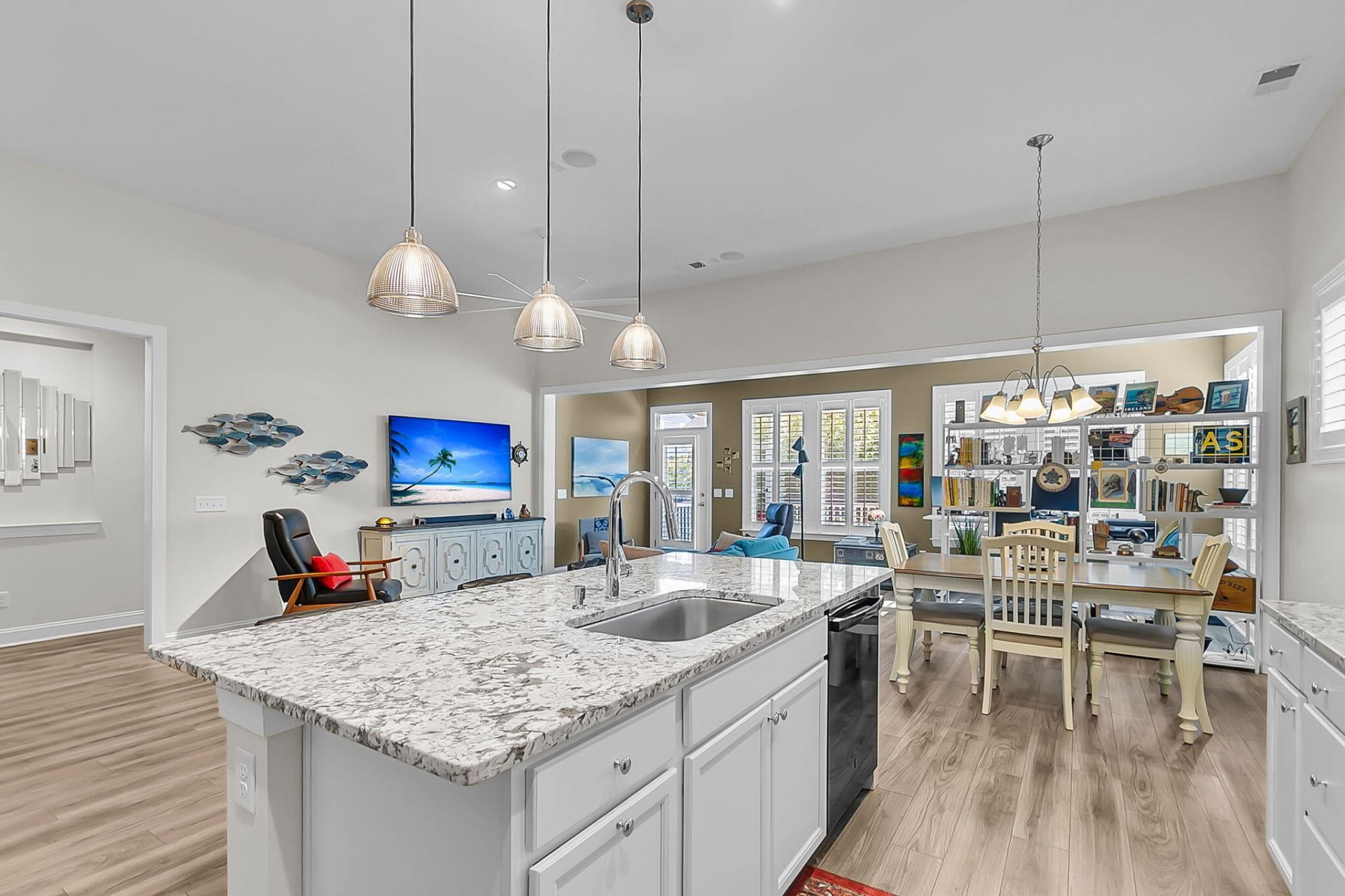 3013 Aura Lane Photo 4