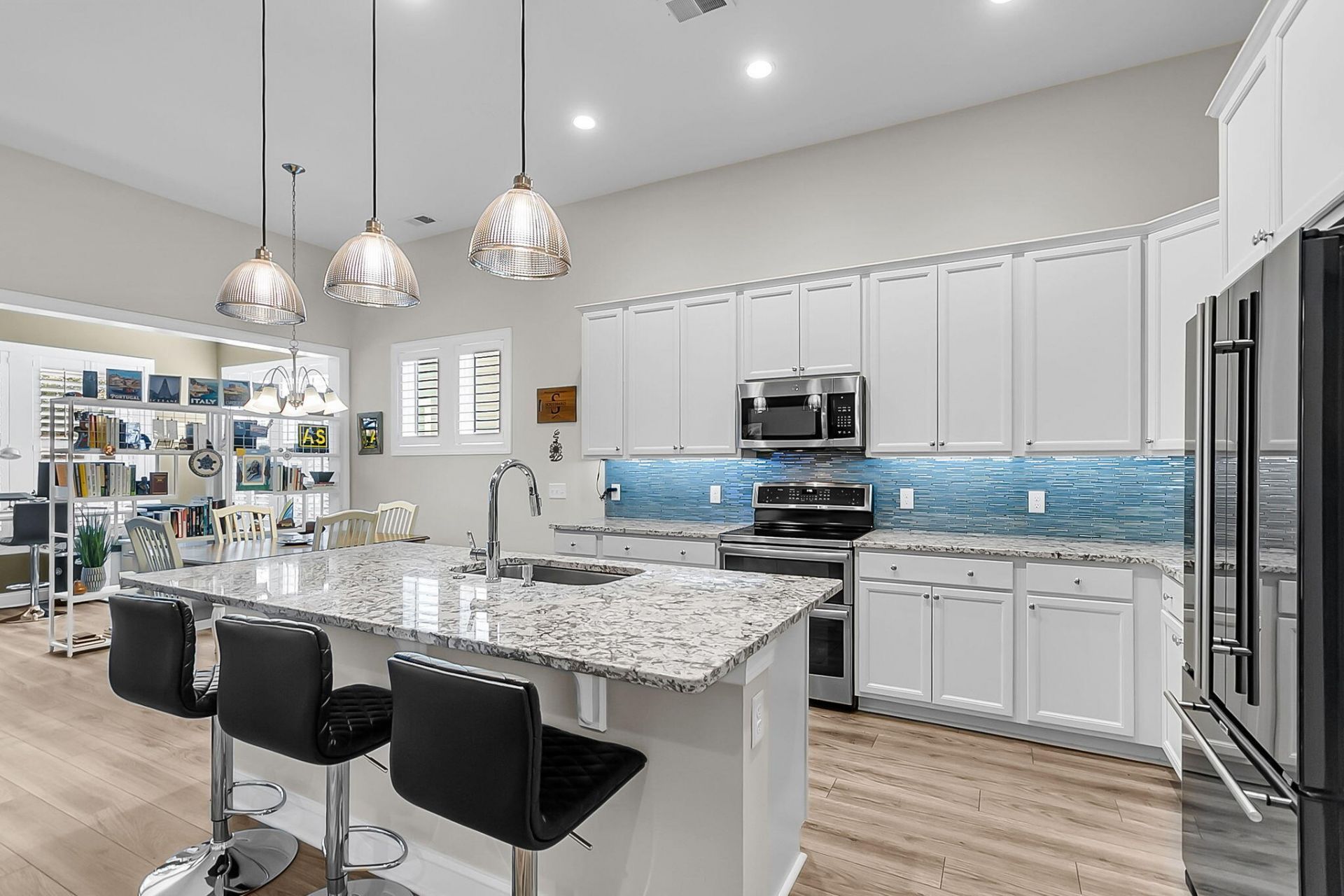 3013 Aura Lane Photo 5