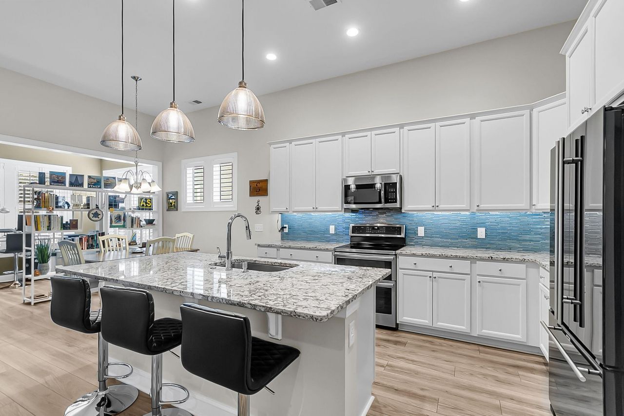 3013 Aura Lane Photo 7