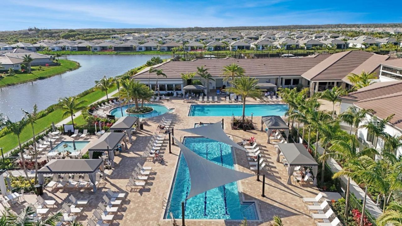 9651 Spruce Woods Drive, Boynton Beach, FL 33473 Photo