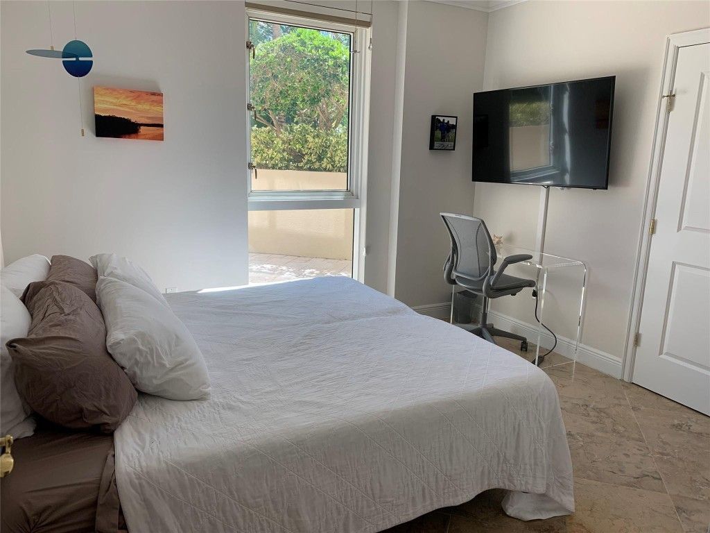 1063 W Hillsboro Mile, Unit 115, Hillsboro Beach, FL 33062 Photo