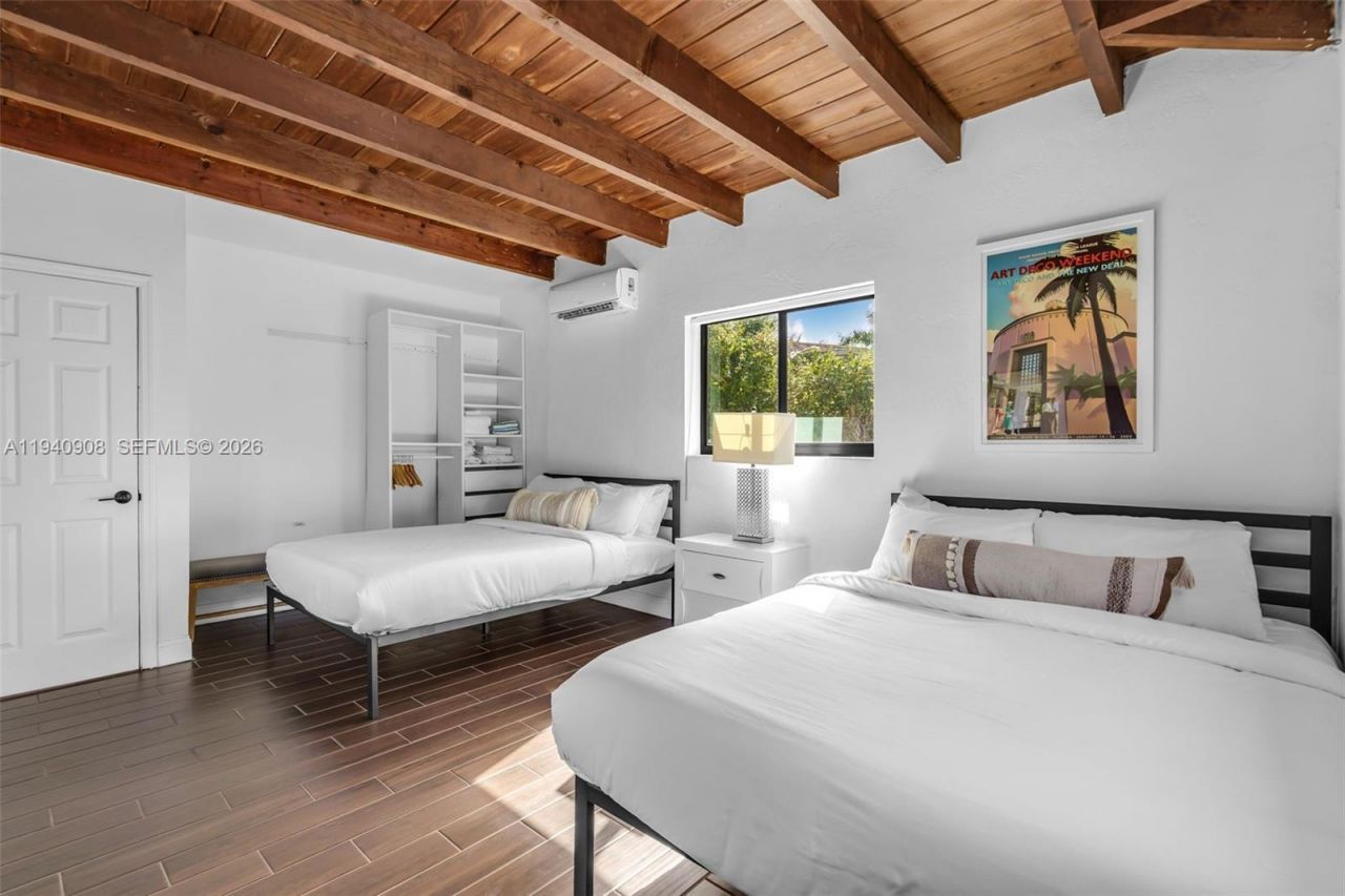 11534 NE 13th Ave , Miami, FL 33161 Photo