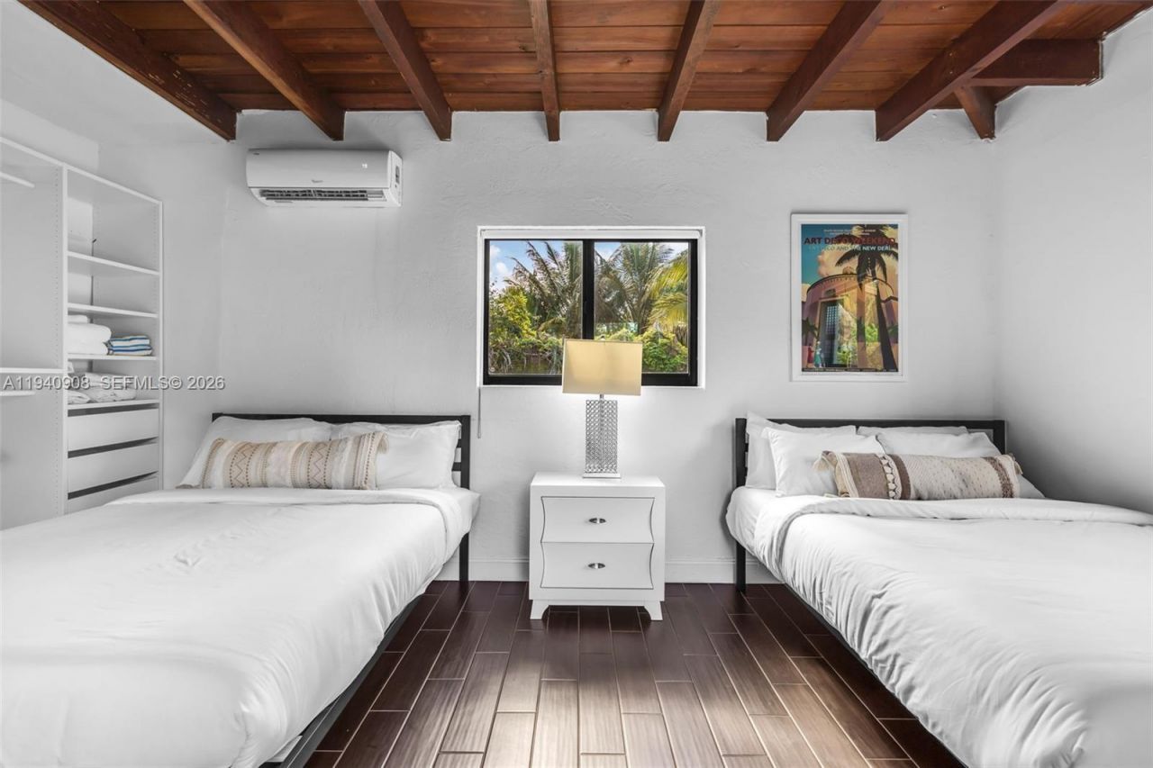 11534 NE 13th Ave , Miami, FL 33161 Photo