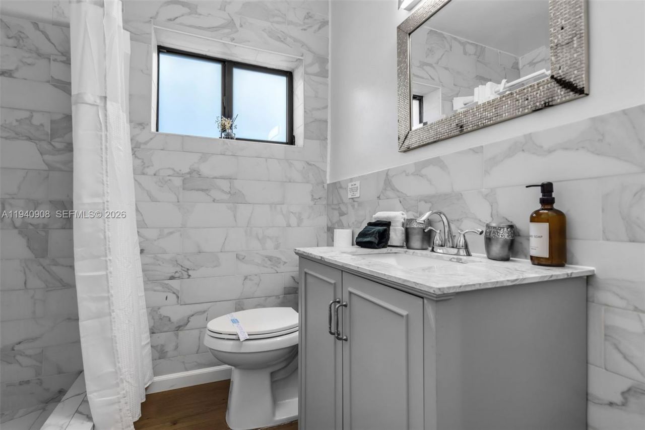 11534 NE 13th Ave , Miami, FL 33161 Photo