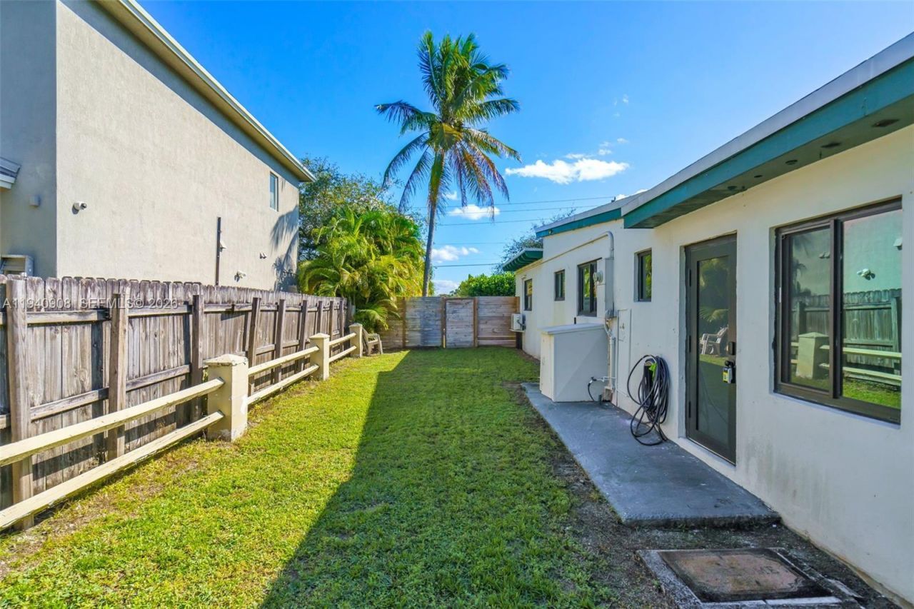 11534 NE 13th Ave , Miami, FL 33161 Photo