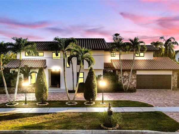 13740 SW 18th St, Miami, FL 33175