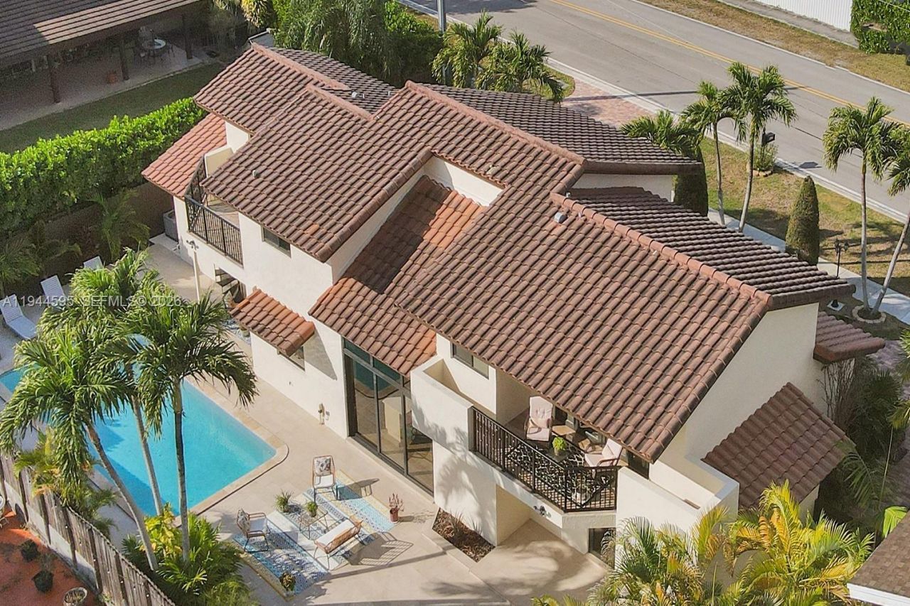 13740 SW 18th St, Miami, FL 33175 Photo