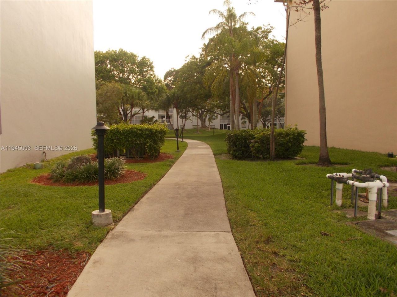 1400 SW 124th Ter, Unit 205Q, Pembroke Pines, FL 33027 Photo
