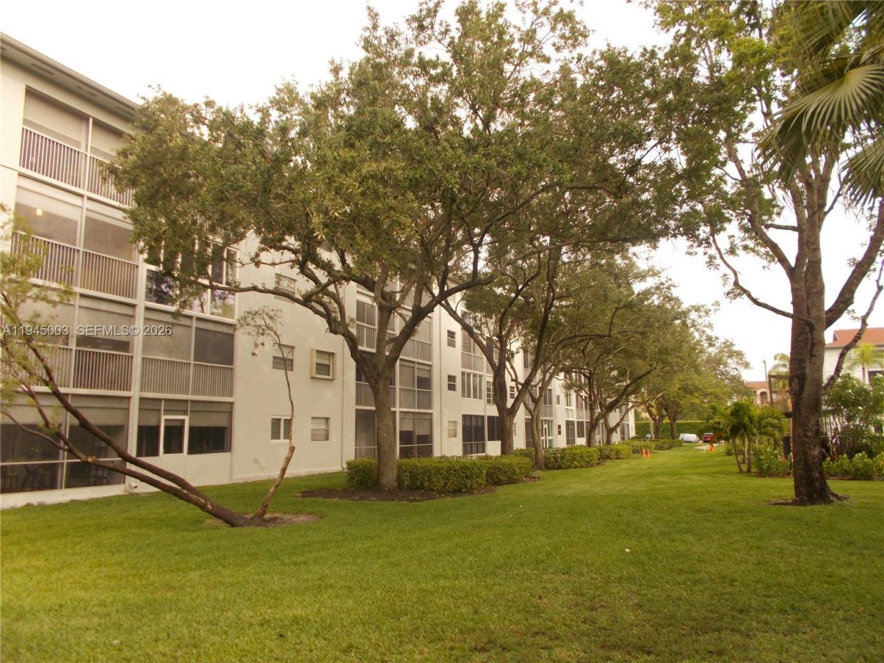 1400 SW 124th Ter, Unit 205Q, Pembroke Pines, FL 33027 Photo