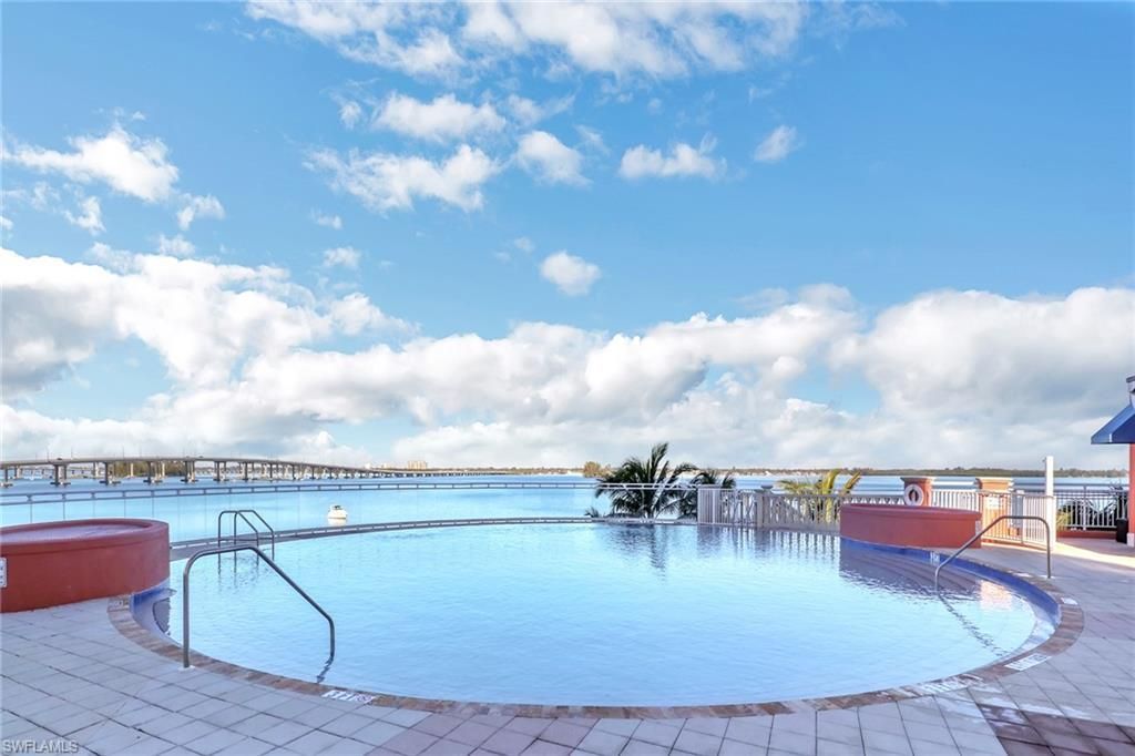 2743 1st St, Unit 505, Fort Myers, FL 33916 Photo