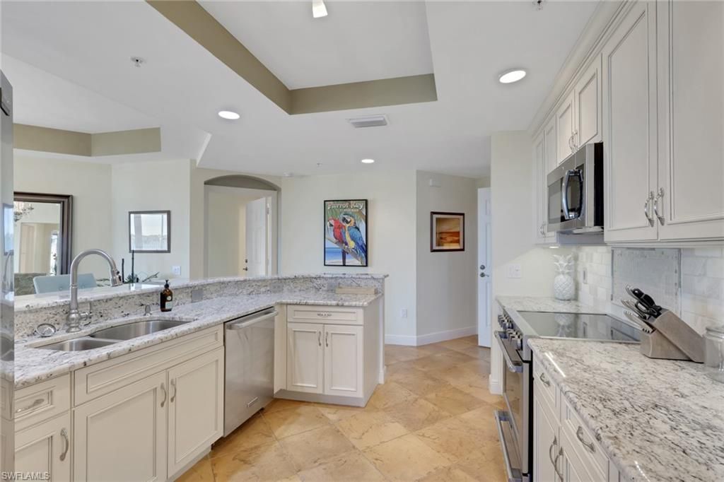 2743 1st St, Unit 505, Fort Myers, FL 33916 Photo