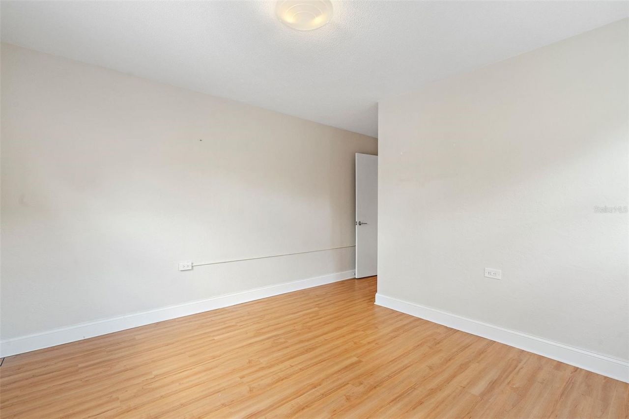 503 Monterey Boulevard Ne, Unit 2, Saint Petersburg, FL 33704 Photo