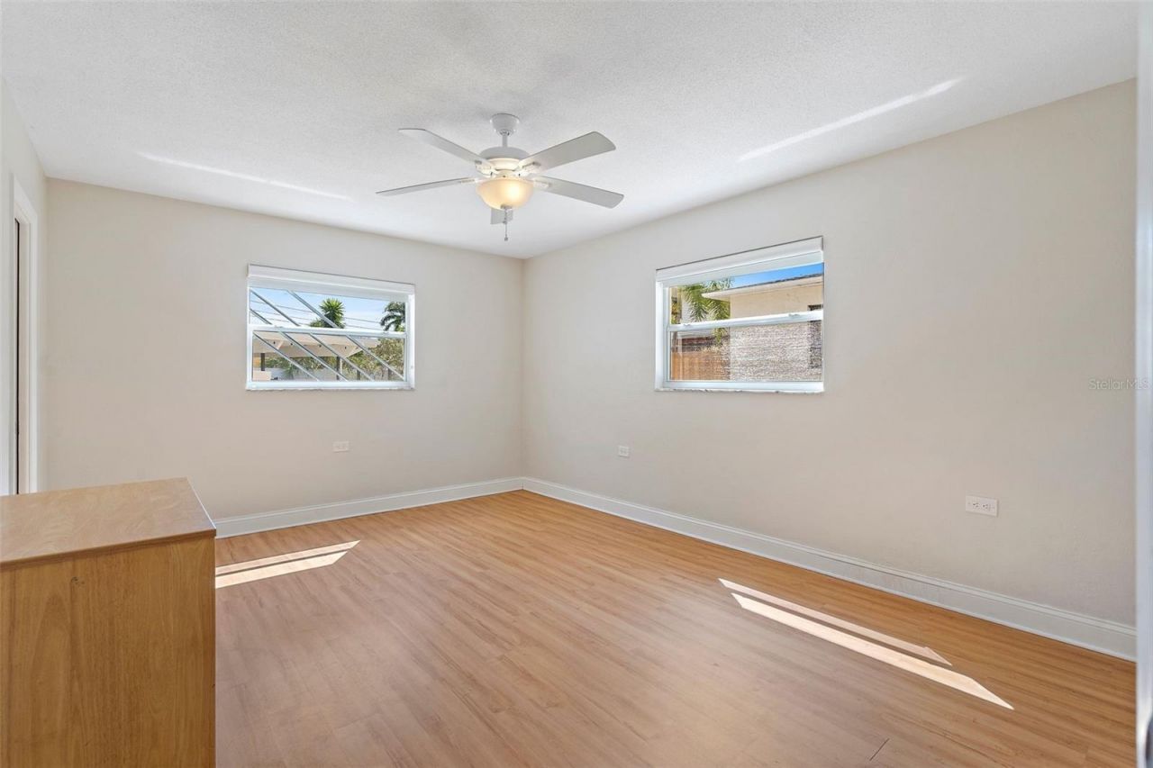 503 Monterey Boulevard Ne, Unit 2, Saint Petersburg, FL 33704 Photo