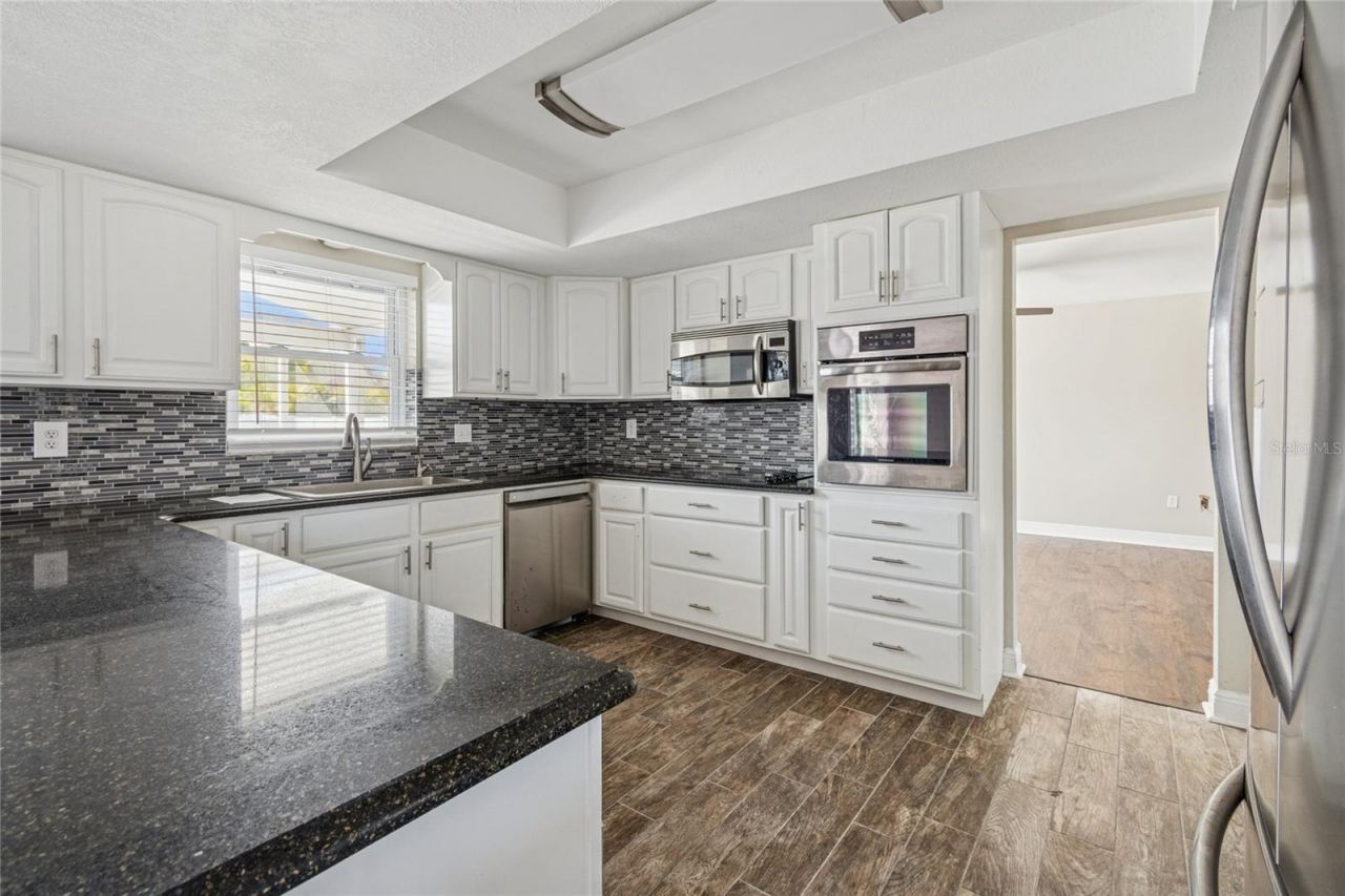 7703 17th Avenue Nw, Bradenton, FL 34209 Photo