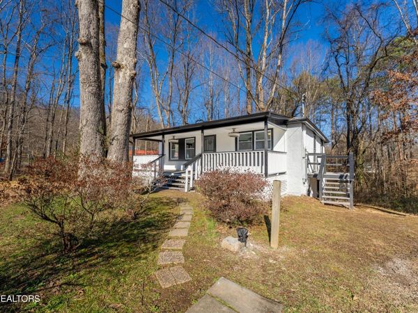 6620 Collins Lane, Knoxville, TN 37918