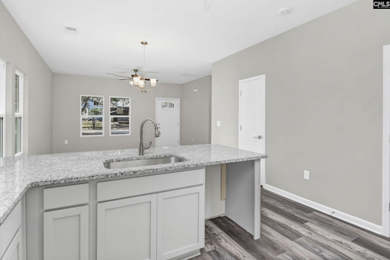 431 Ravenscroft Road  Photo 12