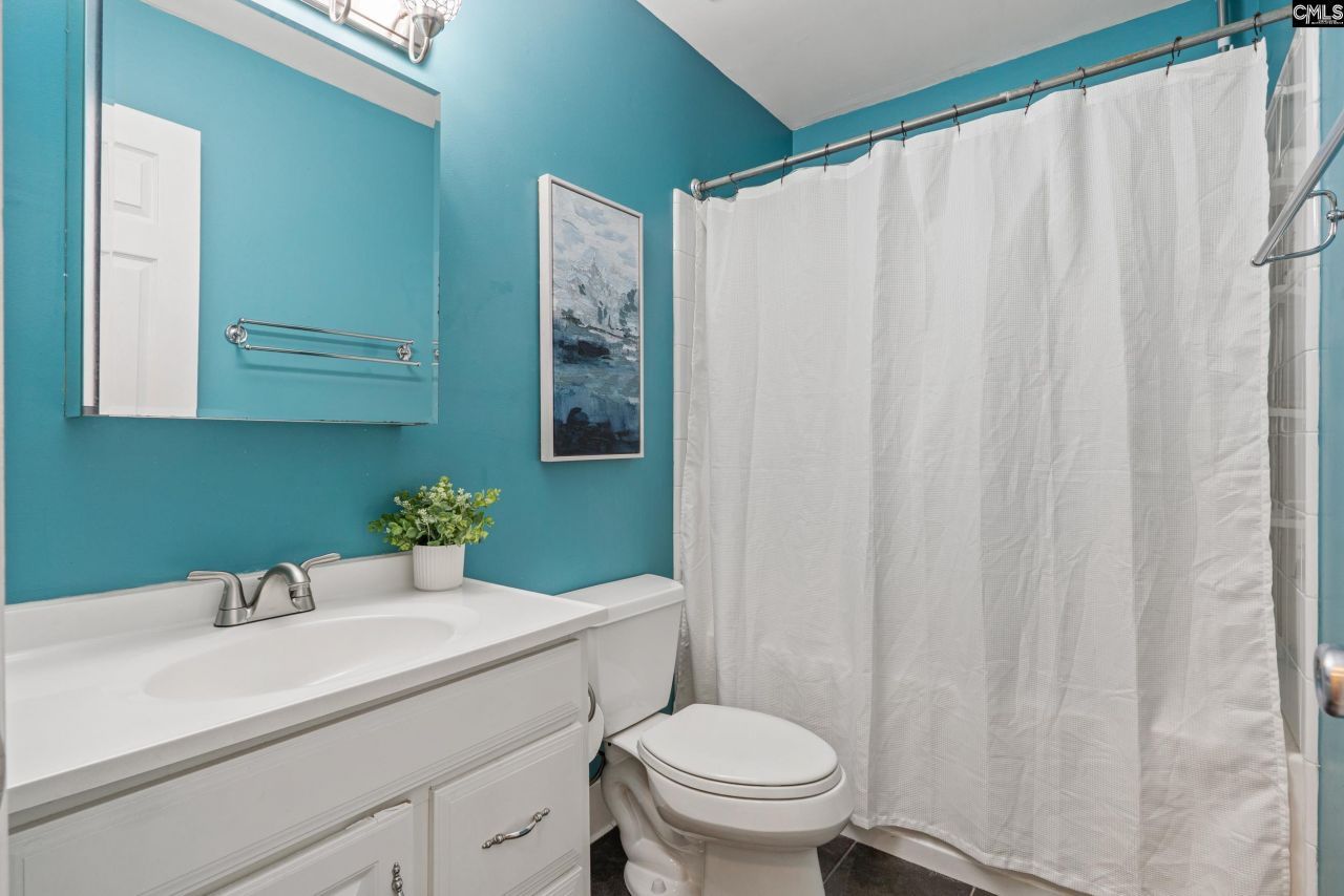 301 Harbor Heights #5d Drive Photo 27