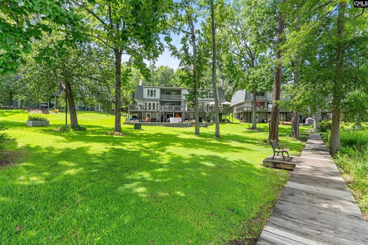 301 Harbor Heights #5d Drive Photo 35