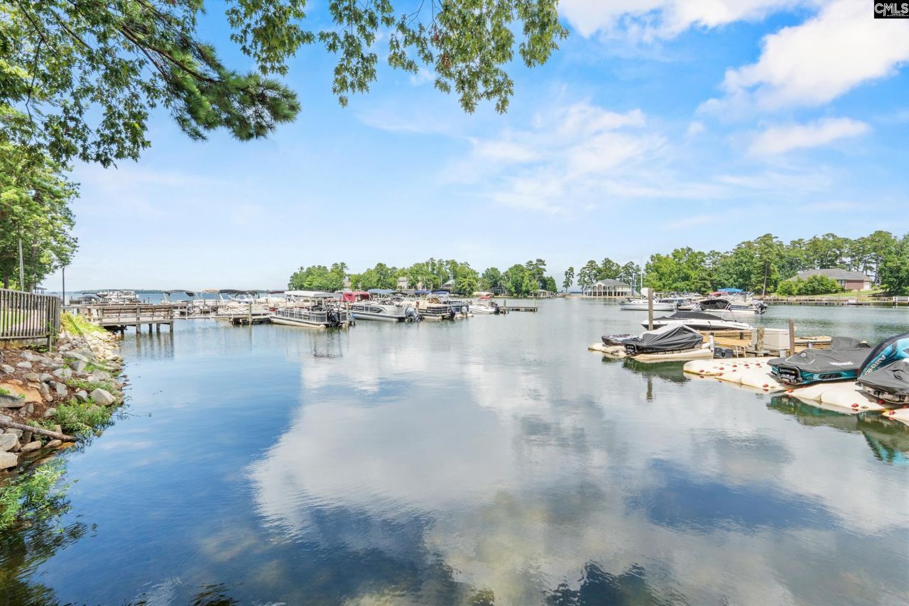 301 Harbor Heights #5d Drive Photo 41