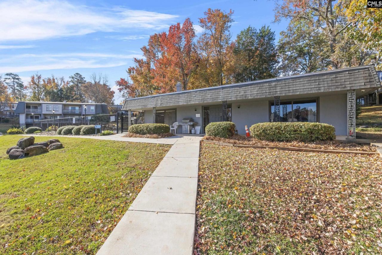 301 Harbor Heights #5d Drive Photo 45