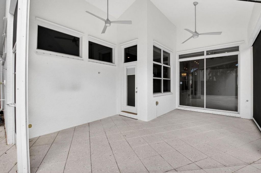 6607 NW 25th Way, Boca Raton, FL 33496 Photo