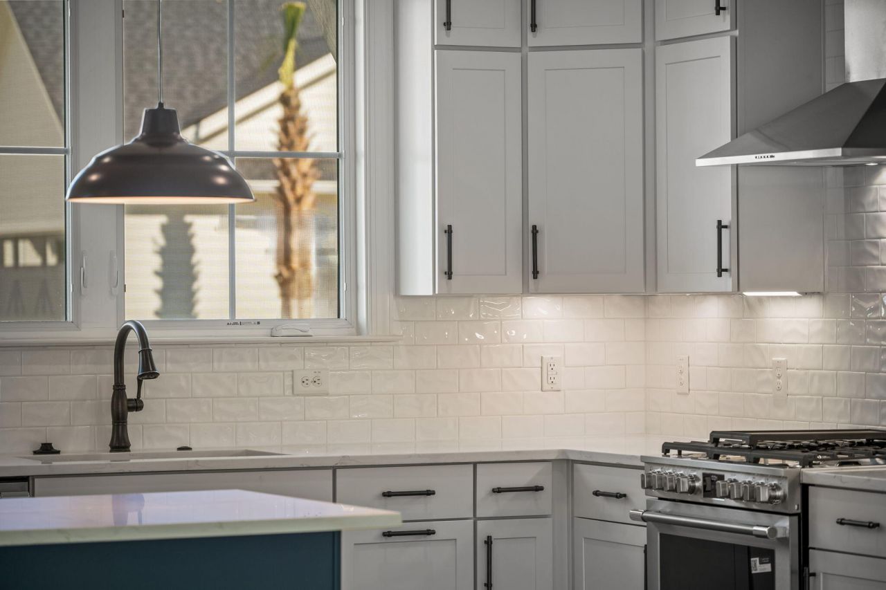 404 Oak Hammock Court Photo 24