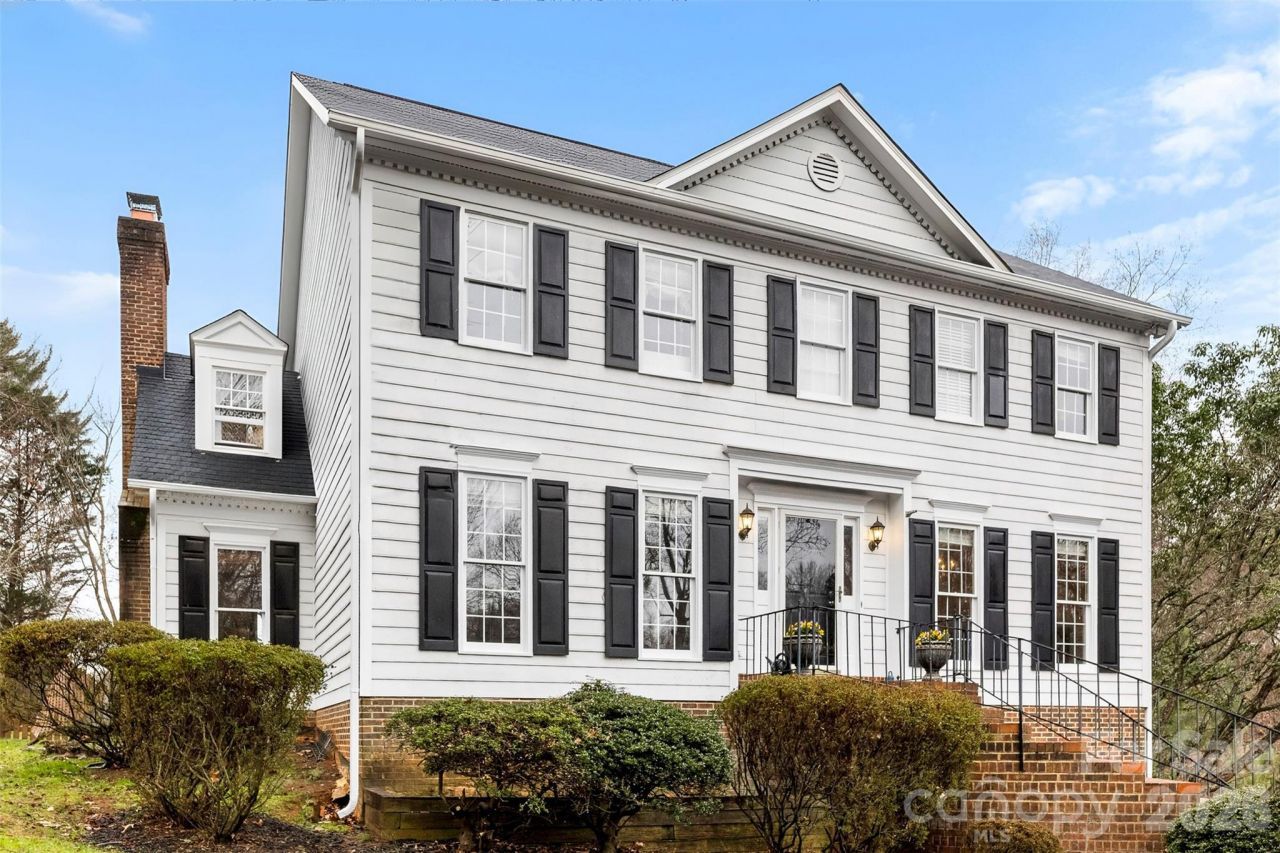 10318 Hollybrook Drive, Charlotte, NC 28277 Main Photo