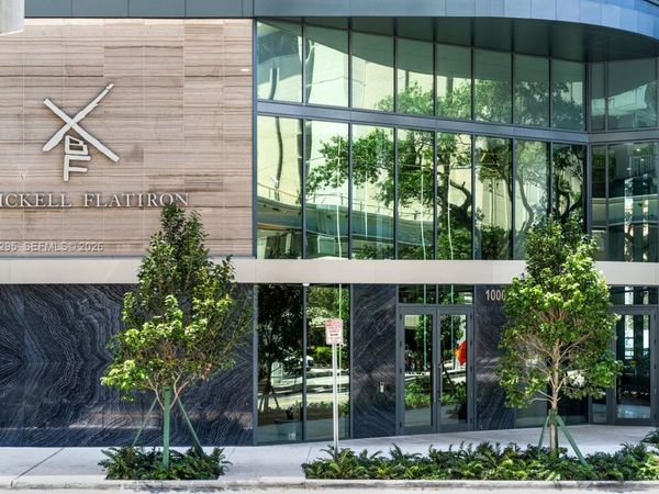 1000 Brickell, Unit 4114, Miami, FL 33131