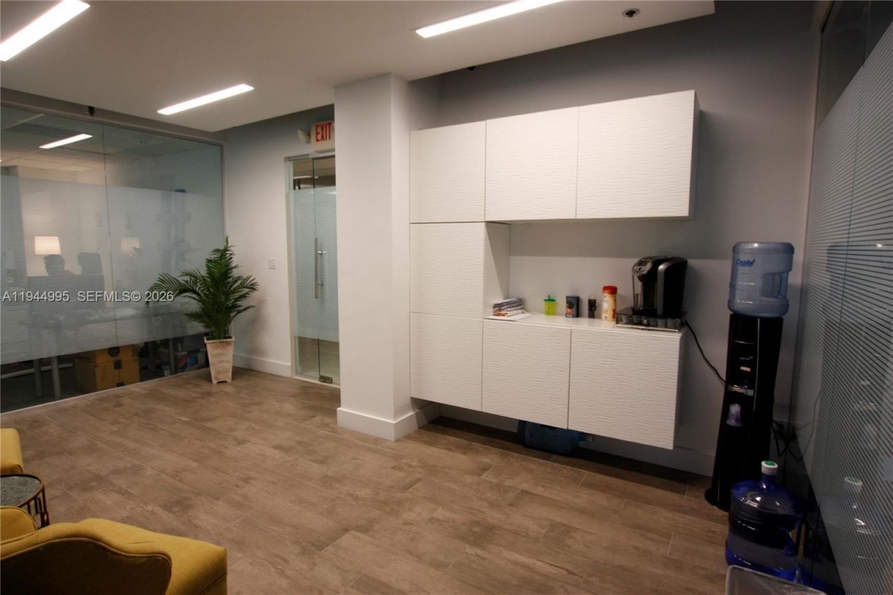 150 SE 2nd Ave, Unit 500, Miami, FL 33131 Photo