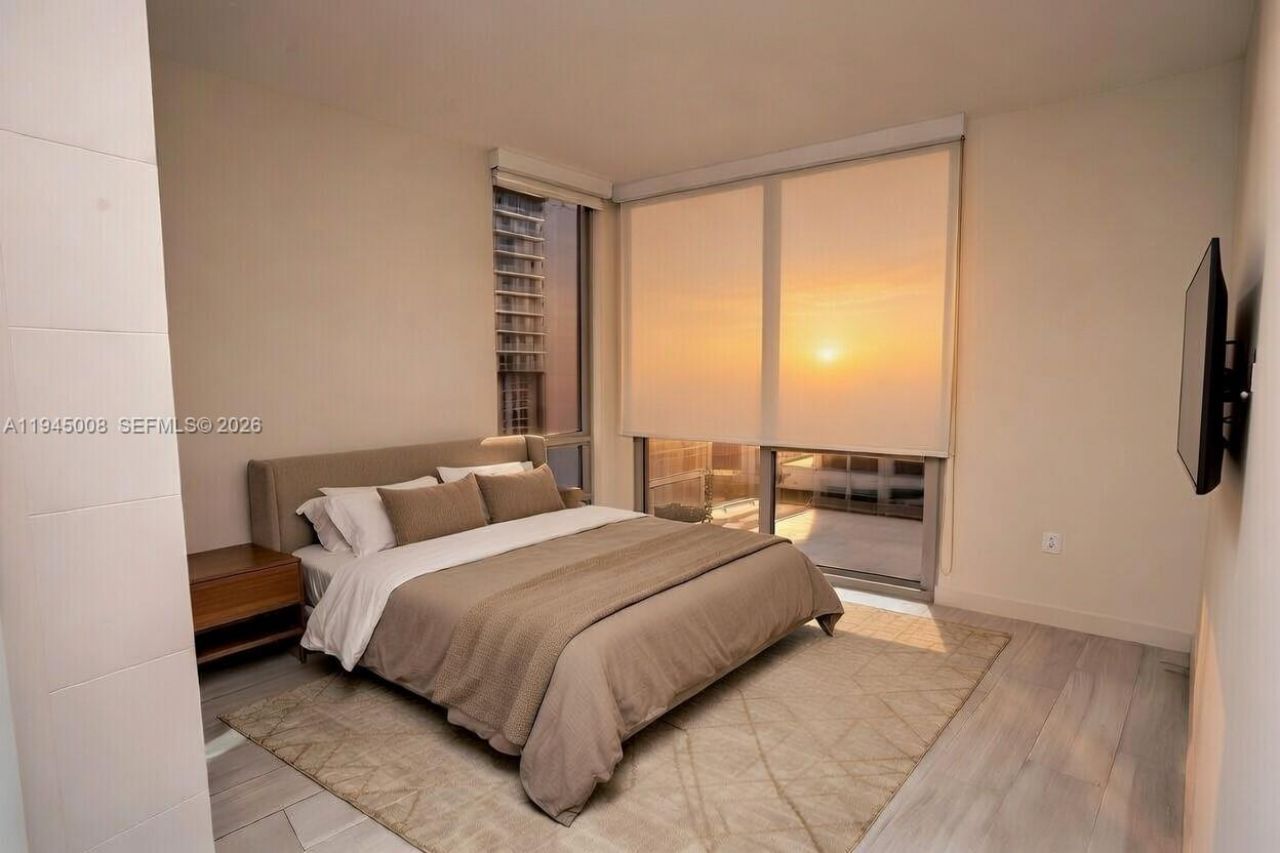 1010 SW 2nd Ave, Unit 1703, Miami, FL 33130 Photo