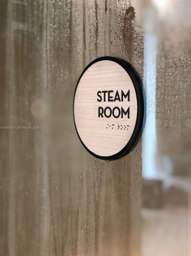 3131 NE 7th Ave , Unit 3305, Miami, FL 33137 Photo