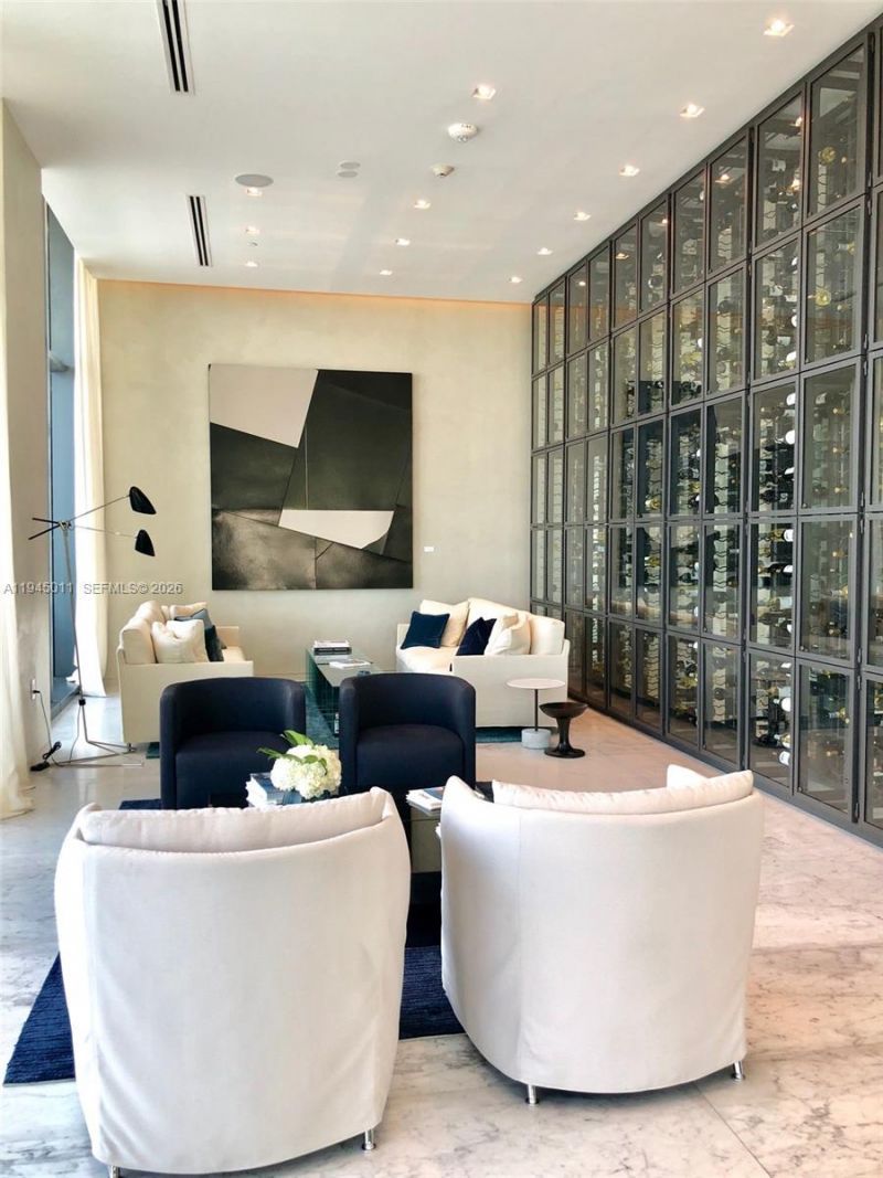 3131 NE 7th Ave , Unit 3305, Miami, FL 33137 Photo