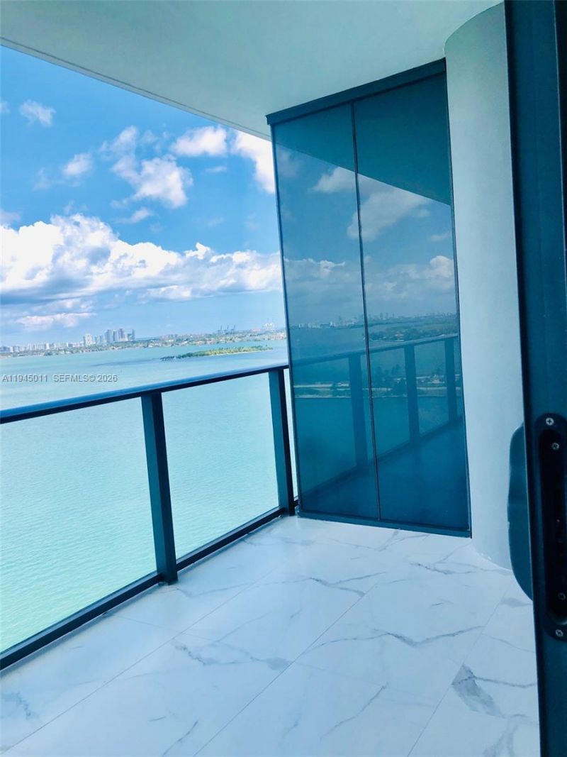 3131 NE 7th Ave , Unit 3305, Miami, FL 33137 Photo