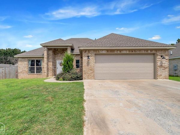 301 Stella Drive, Bono, AR 72416