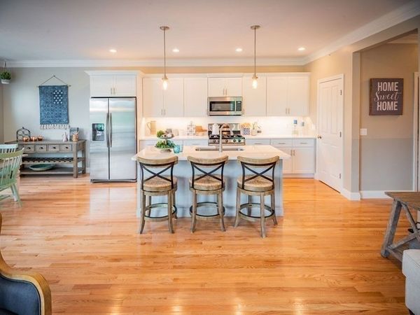 18 Hazelnut Ave., Plymouth, MA 02360