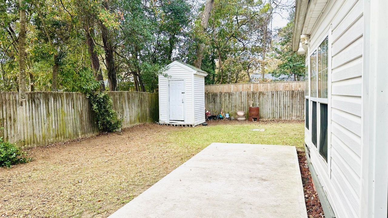 1532 W Robinhood Drive Photo 12