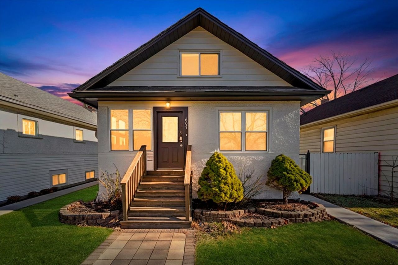 607 N 9th Avenue, Maywood, IL 60153 Main Photo